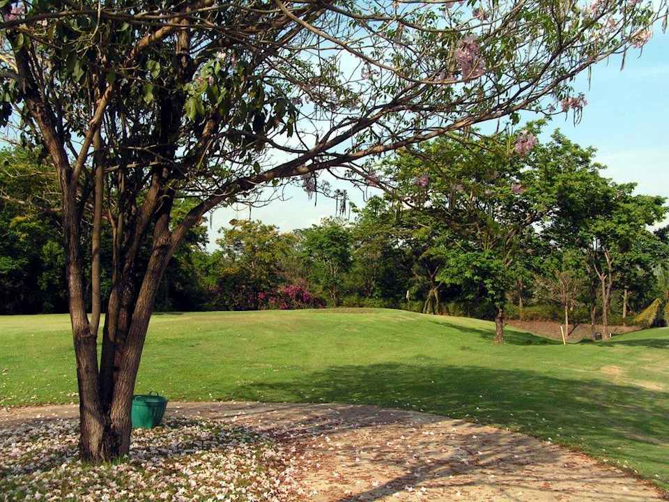 Iyara Golfplatz Iyara Park Hotel & Resort