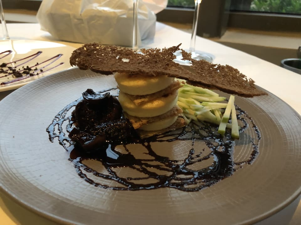 Gastro Hotel J.W. Marriott Cancun Resort & Spa