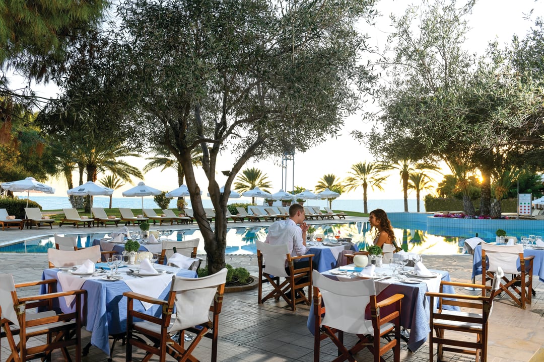 Gastro Constantinou Bros Athena Royal Beach Hotel