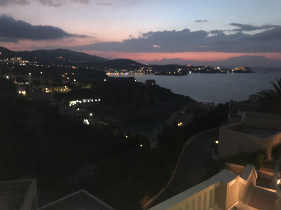 Ausblick Athina Palace Resort & Spa