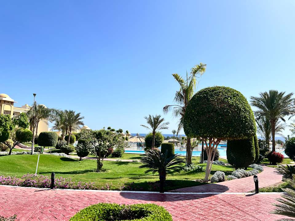 Gartenanlage Serenity Alpha Beach