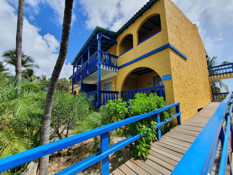 Außenansicht Divi Flamingo Beach Resort