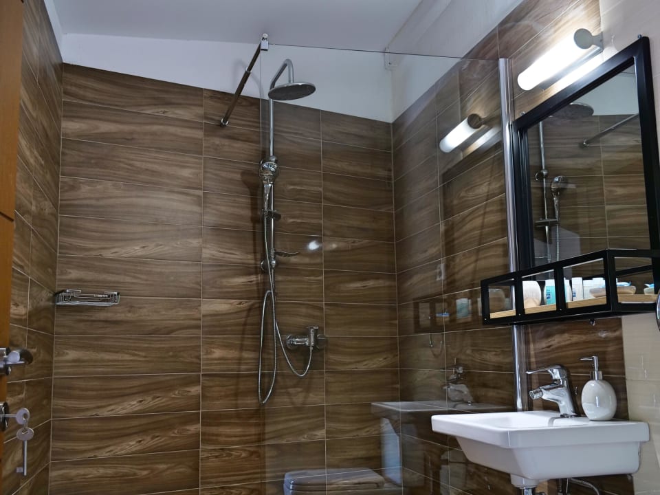 Zimmer Komitsa Luxury Apartments