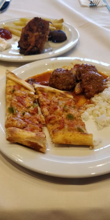 Gastro Limak Lara Deluxe Hotel & Resort