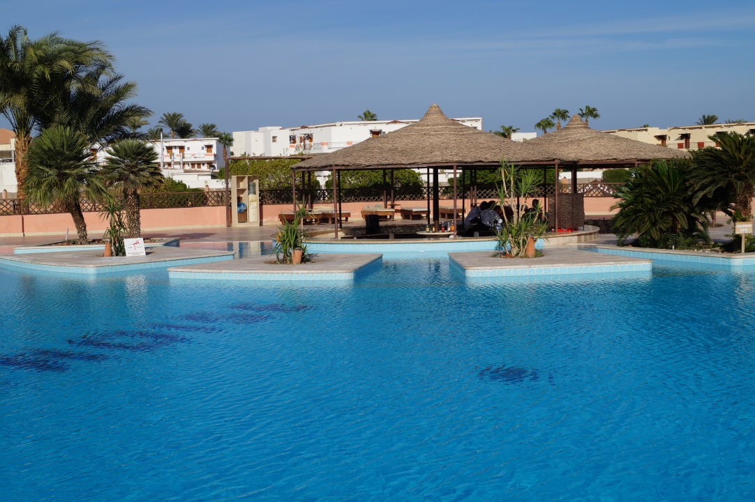 Pool Eagles Paradise Abu Soma
