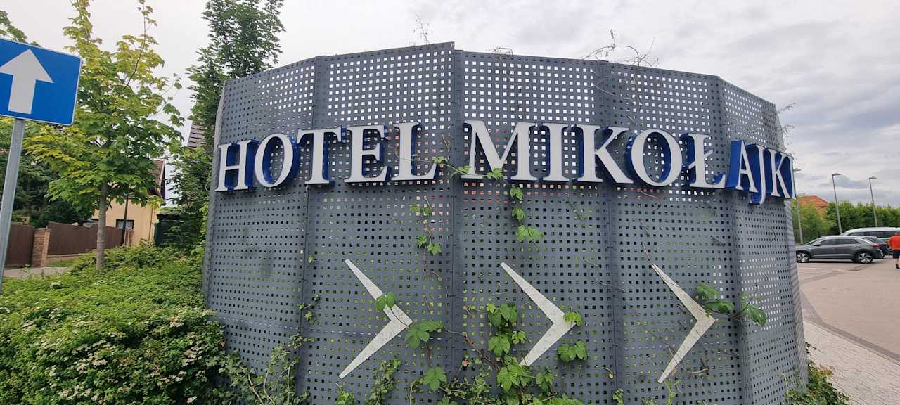 Außenansicht Hotel Mikołajki