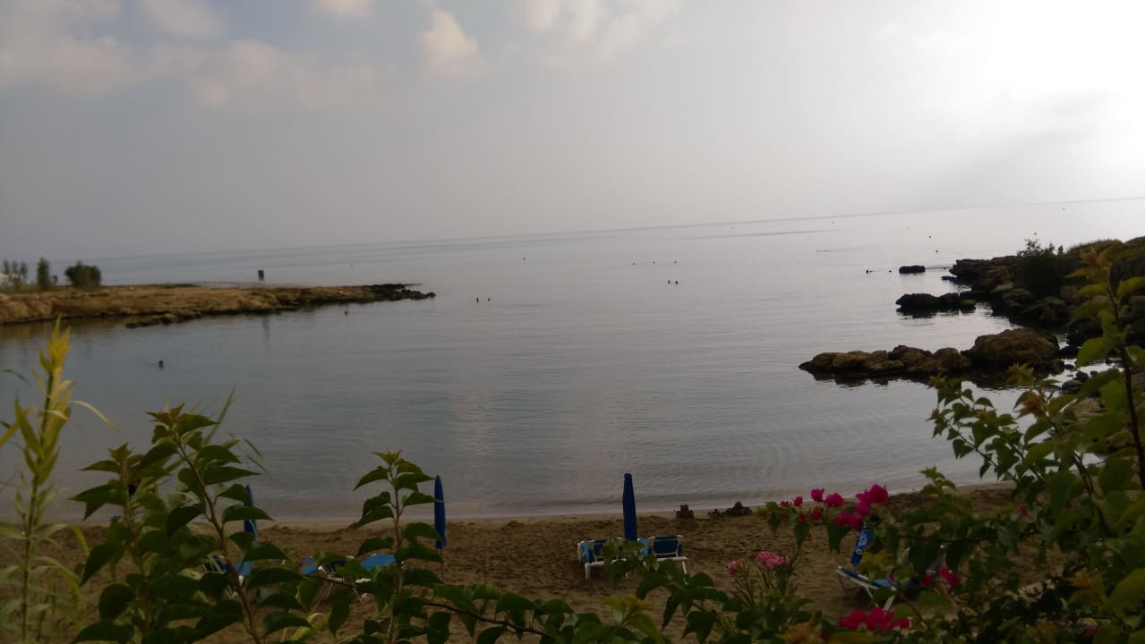 Strand Crystal Springs Beach Hotel