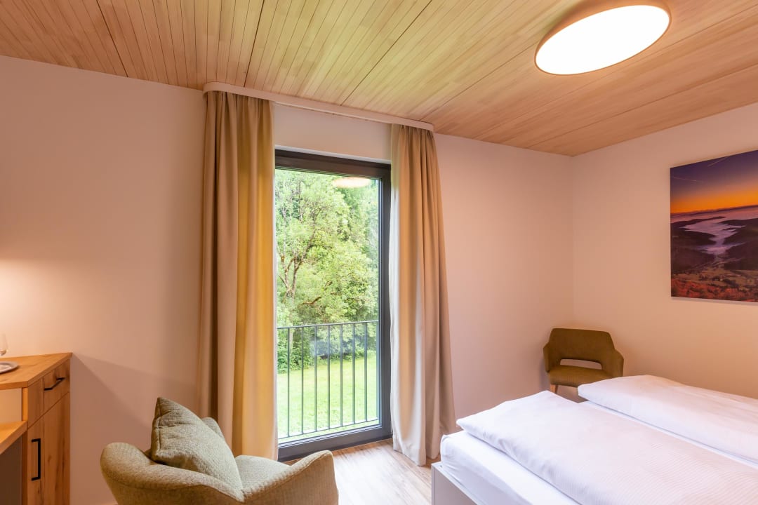 Zimmer Goldener Adler Oberried - Hotel & Appartements