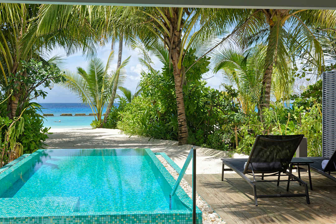 Zimmer Outrigger Maldives Maafushivaru Resort