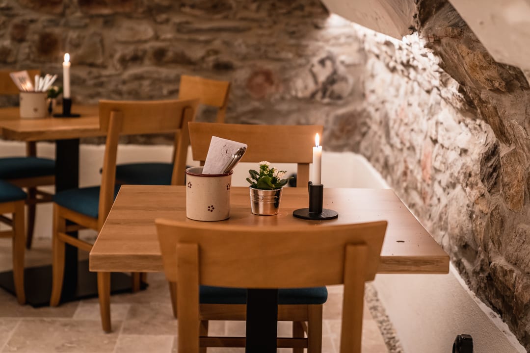 Gastro Landgasthof zur Burg Grenzau