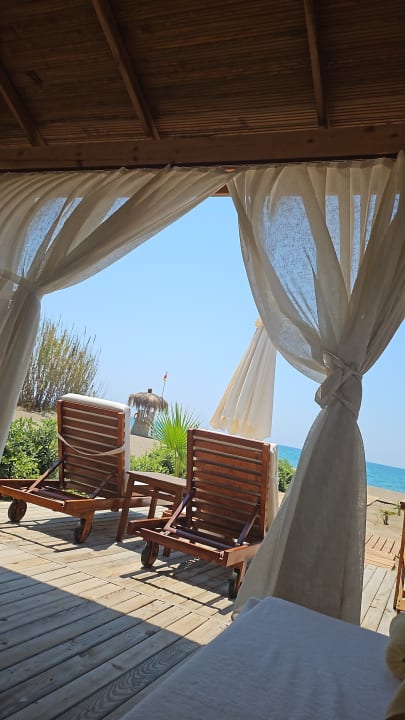 Strand Xanadu Resort Hotel