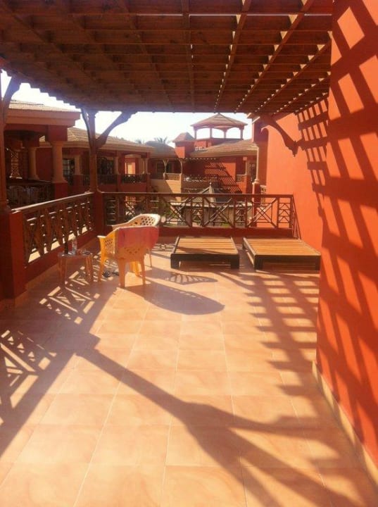 Terrasse von Zimmer 477 Pickalbatros Alf Leila Wa Leila Resort - Neverland Hurghada