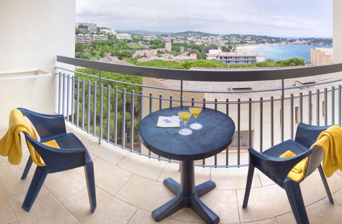 Balcón habitación vista mar Hotel S'Agaro Mar