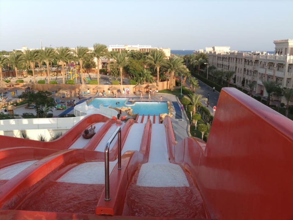 Аквагорки Beach Albatros Resort