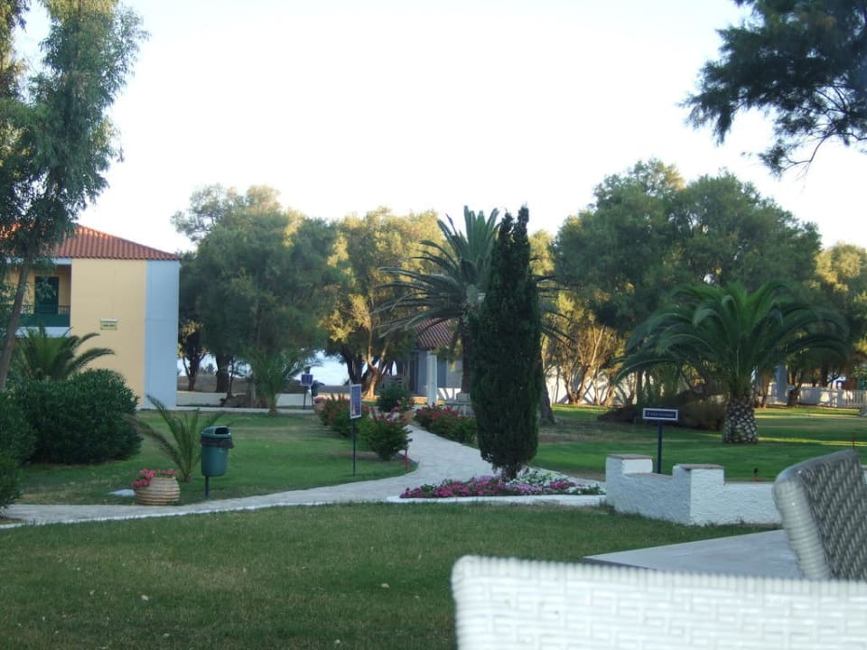 Ein Blick aus dem Restaurant Domes Aulūs Zante, Autograph Collection