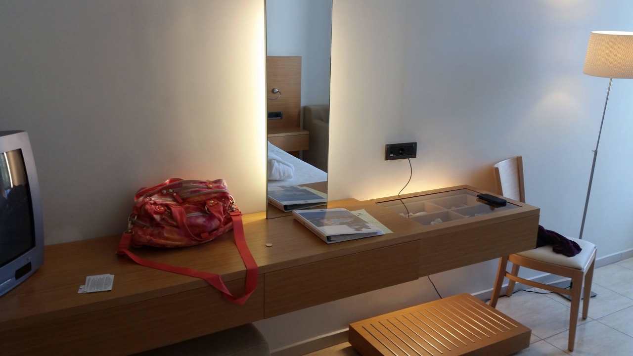 Kommode Caravia Beach Hotel