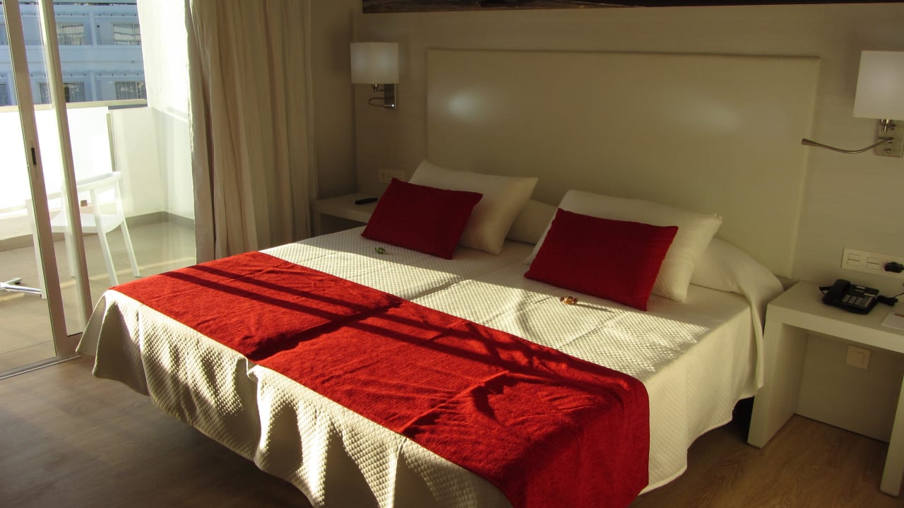 Schön gestaltet Zimmer Sentido Aequora Lanzarote Suite