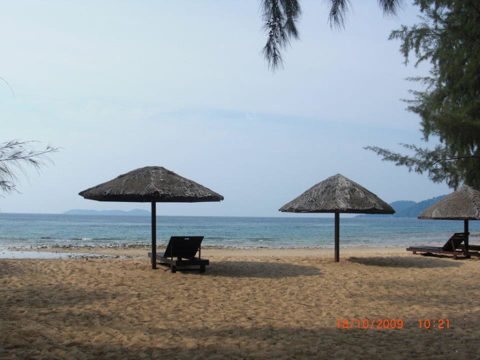 Sonnenliegen und Handuch kostenlos Berjaya Tioman Resort