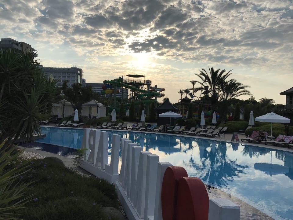 Pool Limak Lara Deluxe Hotel & Resort