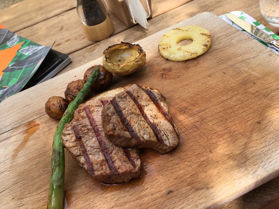 Restaurant Hillside Beach Club