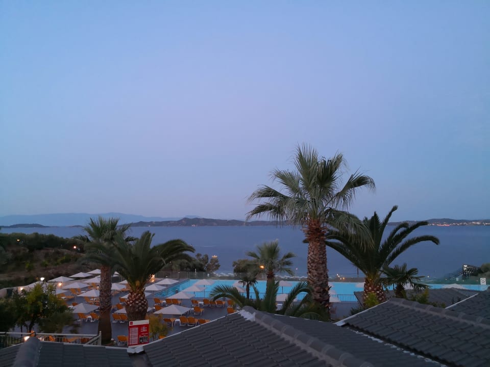 Ausblick Akrathos Beach Hotel