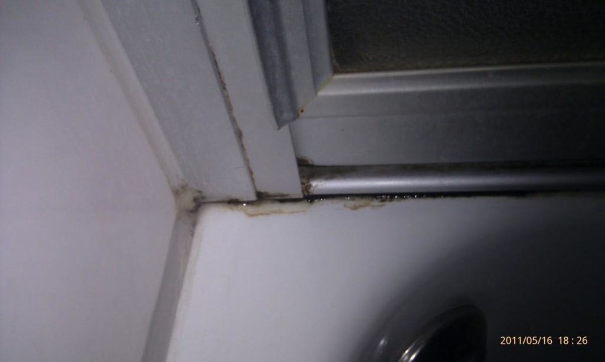 Duschtüre Hotel Karolinger