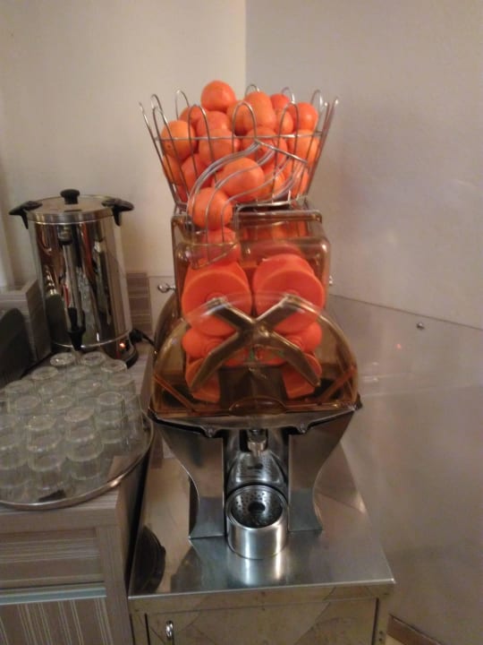 Orangenpresse Hotel New Orly
