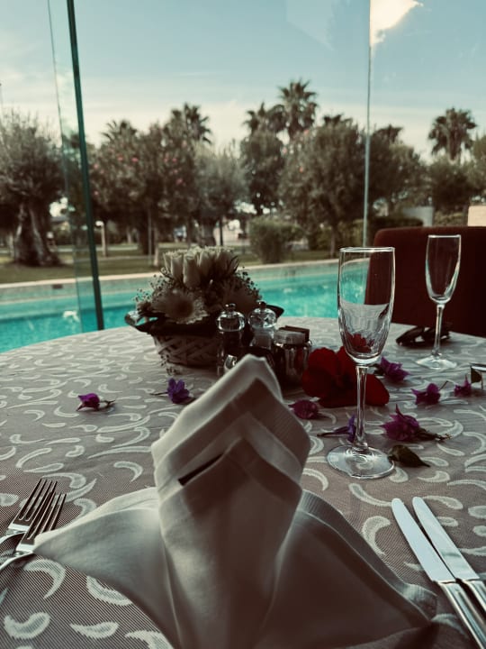 Gastro Gloria Serenity Resort