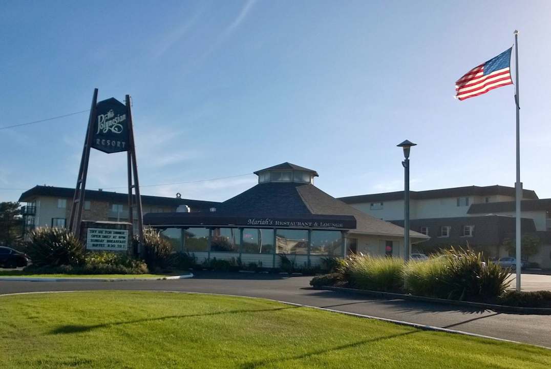 Ca. 10 Minuten Fußweg entfernt beim „Polynesian Resort“ lieg The Polynesian Resort Hotel