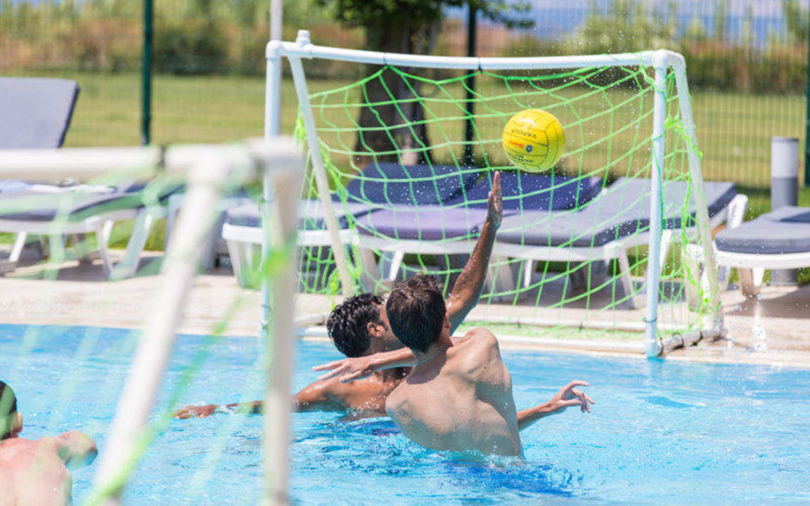 Watersports Falcon Hotel