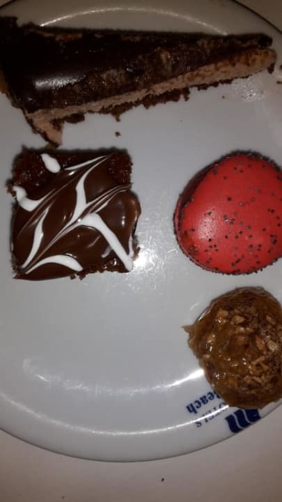 Ciastka Hotel Serita Beach