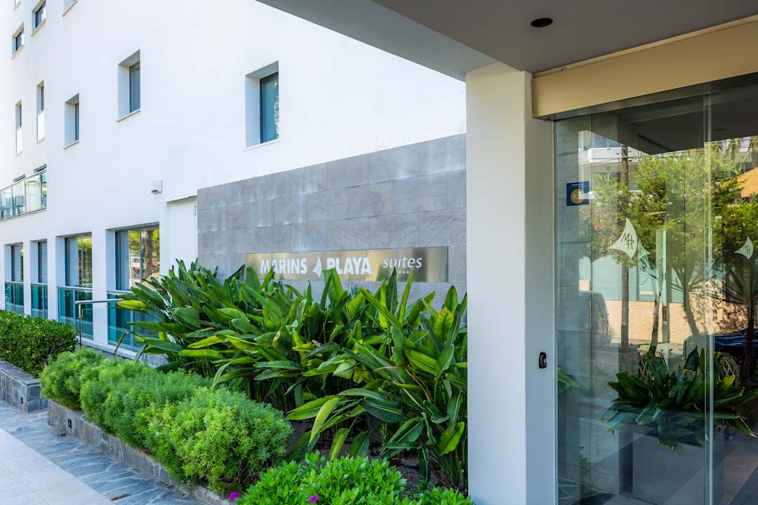Außenansicht Hotel Marins Suites - Adults only