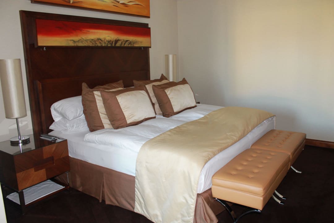 Bett Falkensteiner Schlosshotel Velden