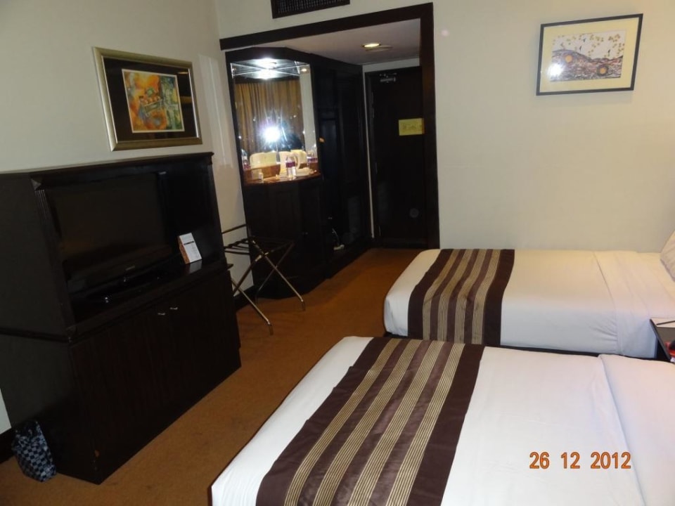 Kaffee Tee Kocher, Bügeleisen TV Safe... Hotel Ancasa