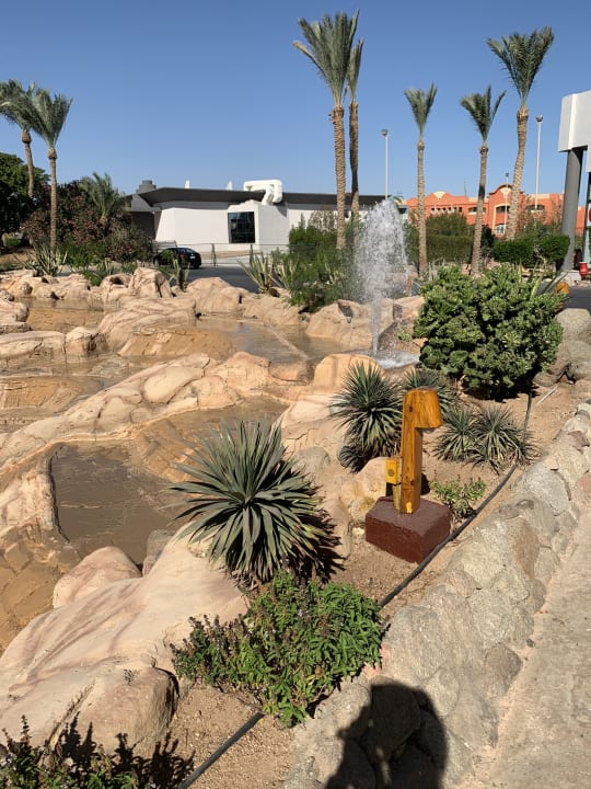 Gartenanlage Parrotel Beach Resort