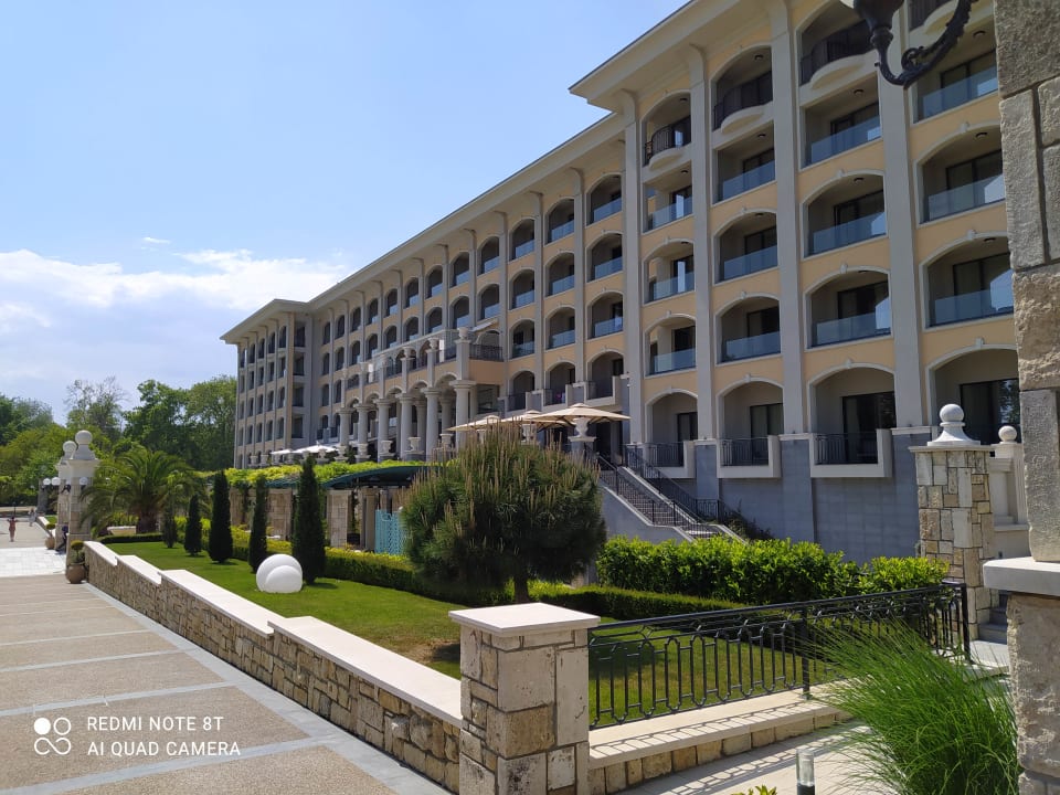 Außenansicht Astor Garden Hotel