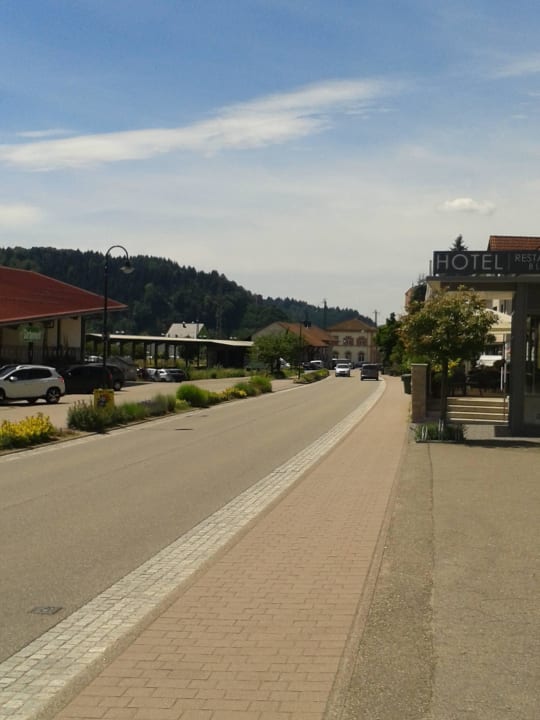 Blick vom Gasthaus zum Bahnhof Gasthaus zur Blume