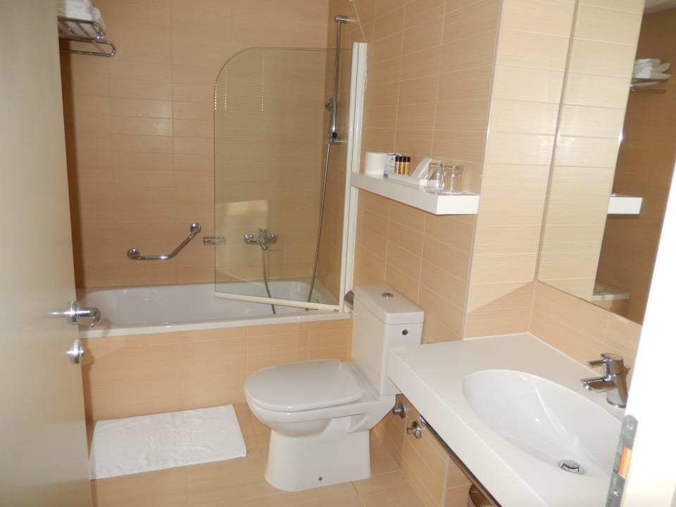 Bad mit Dusche und WC Hotel Albatros Plava Laguna