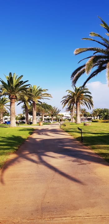 Gartenanlage Anissa Beach & Village