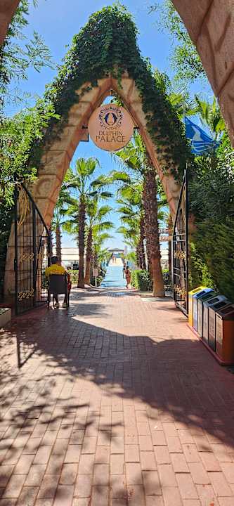 Strand Hotel Delphin Palace