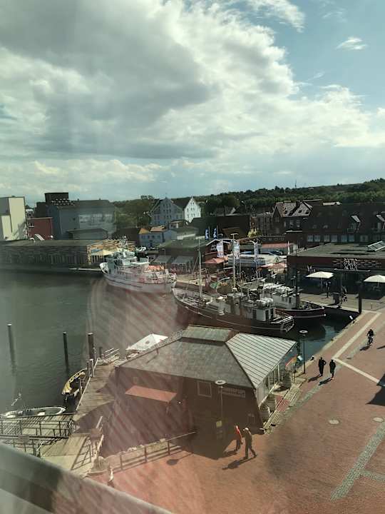 Ausblick Hafenhotel Meereszeiten
