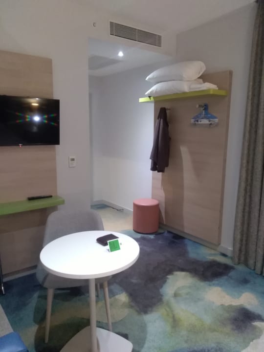 Zimmer ibis Styles London Heathrow Airport
