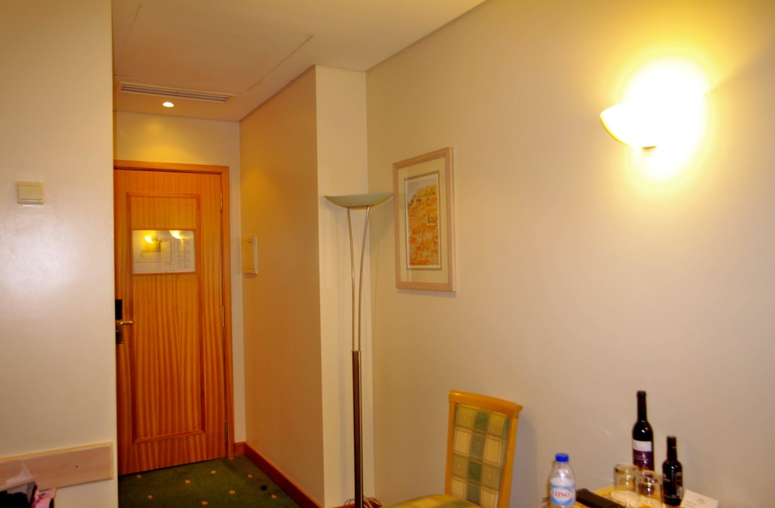 Der Eingang Hotel Mundial