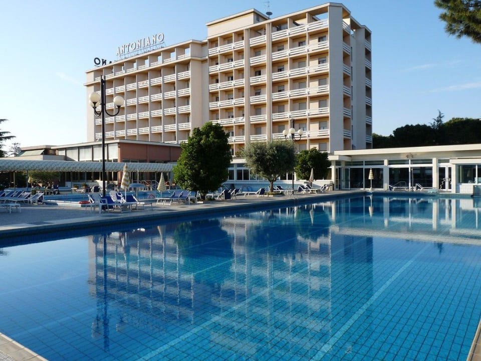 Poolseite Hotel Antoniano Terme