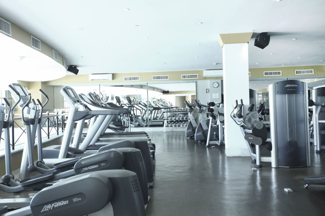 sandos cancun gym