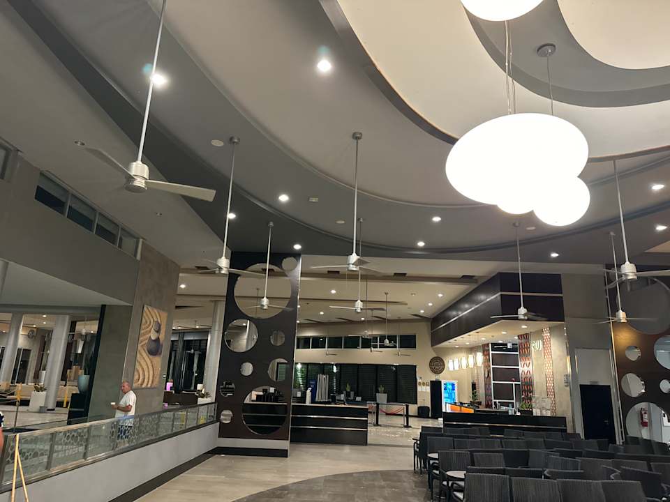 Lobby Hotel Riu Playacar