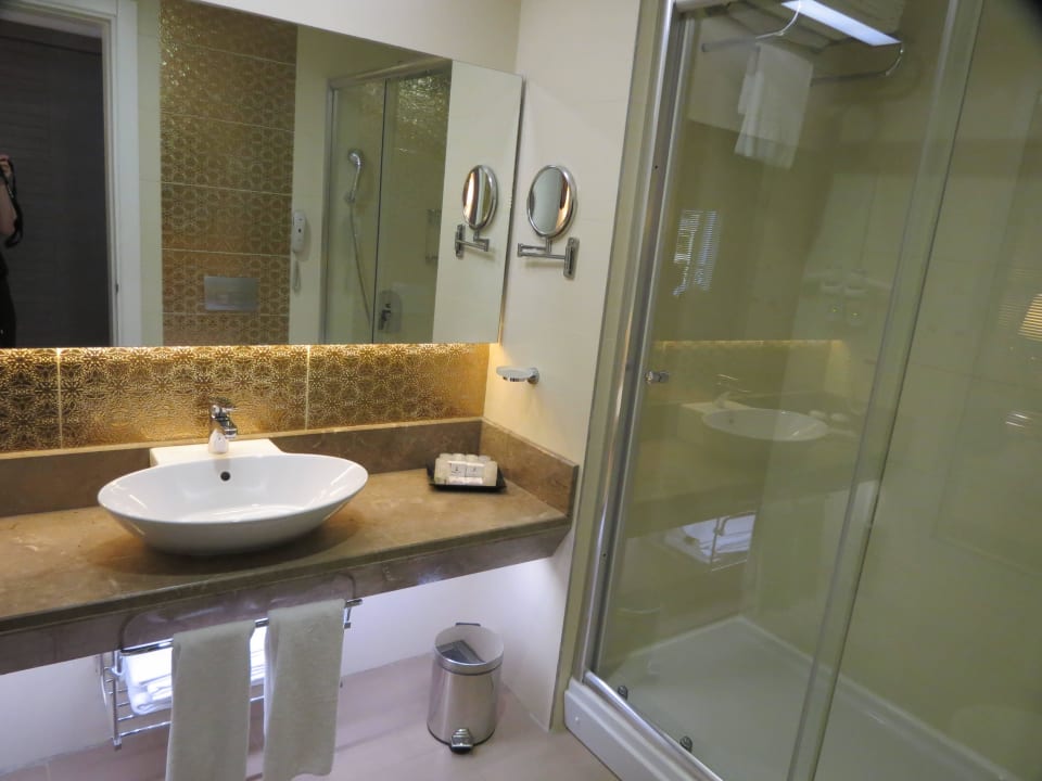 Ванная комната Kirman Belazur Resort & Spa