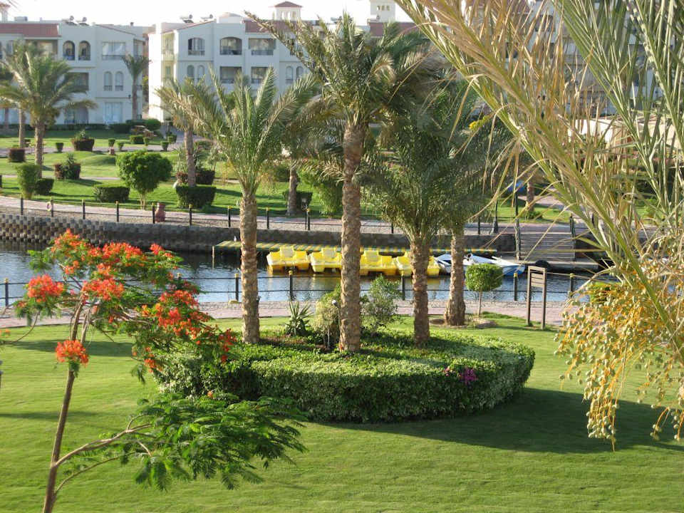 Die Aussenanlage Pickalbatros Dana Beach Resort - Hurghada