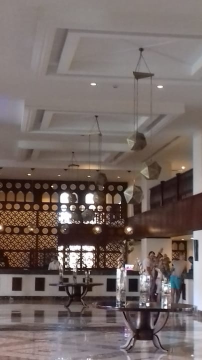 Lobby Steigenberger Aqua Magic