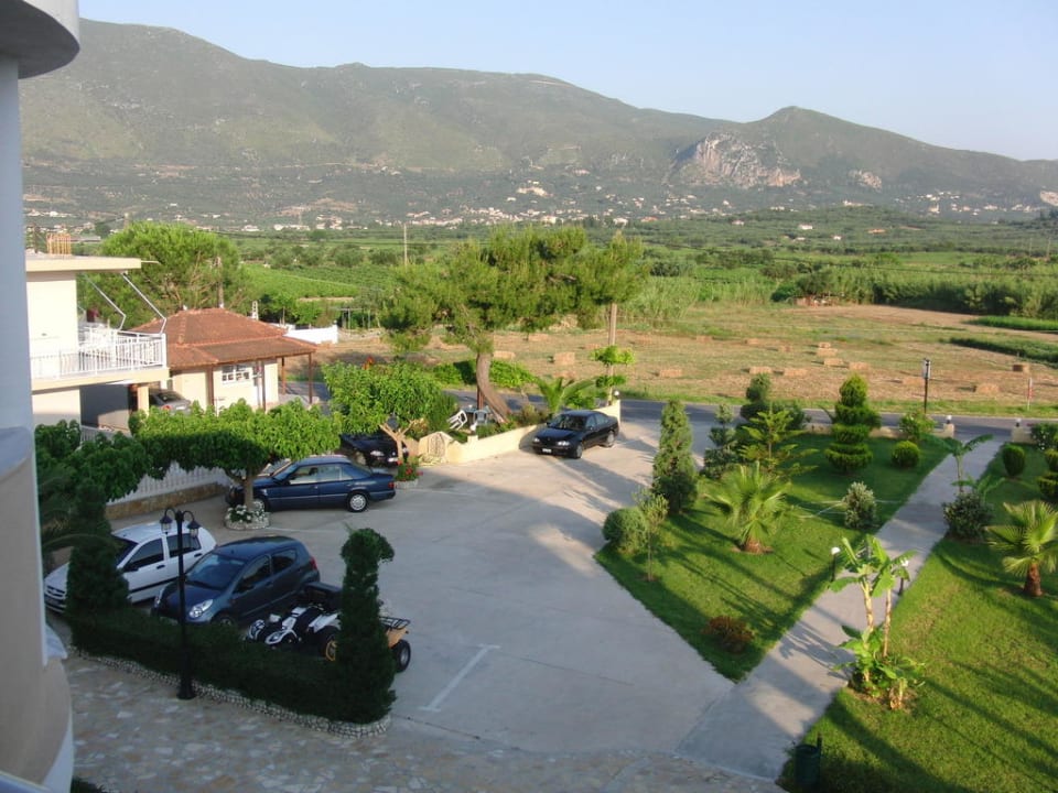 Ausblick vom Balkon Studios Pahnis